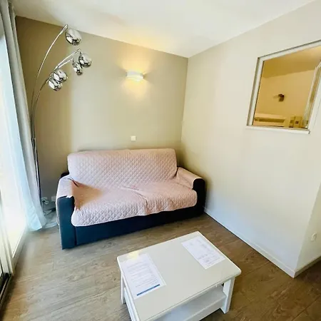 Le Vallon Du Roi Apartment *
